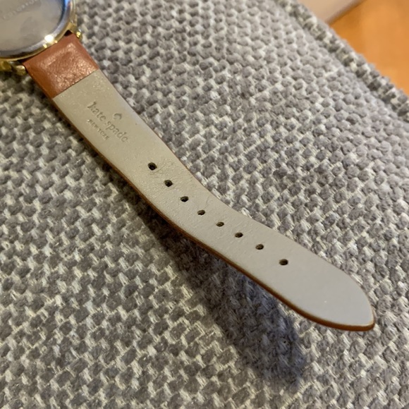 KATE SPADE | metro round leather strap watch - Picture 7 of 10